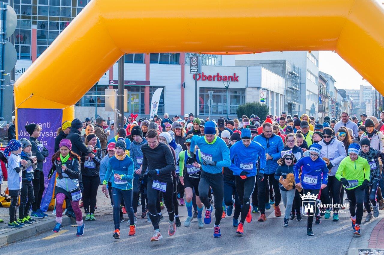 Adventi jótékonysági futás Székesfehérváron