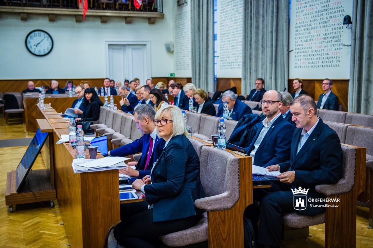 Közmeghallgatás és közgyűlés 2019. december 13-án