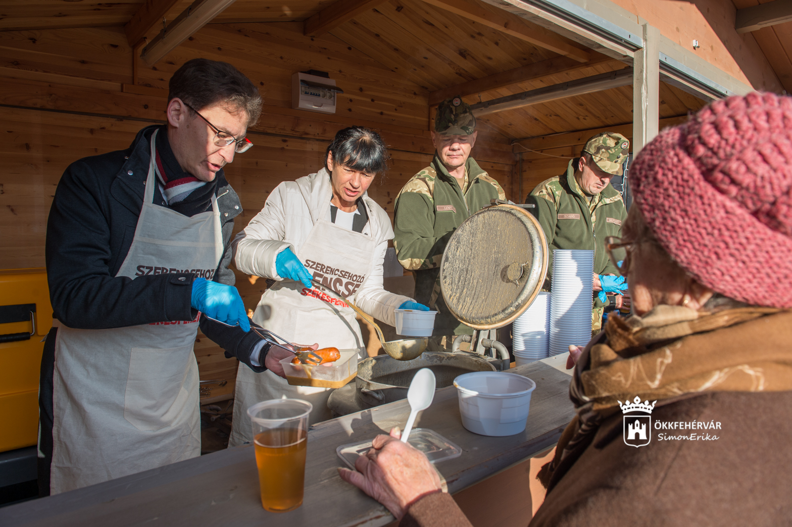 Szerencse lencse - 1500 adag lencsével indult az év Fehérváron