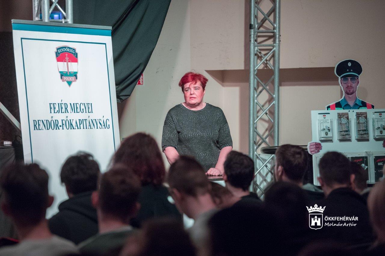 Hunyadis diákokat szólított meg a drogprevenciós sorozat