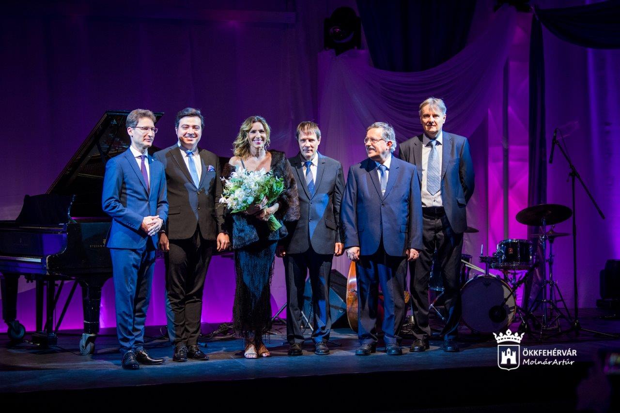 Székesfehérvári Jótékonysági Estély a Sóstón