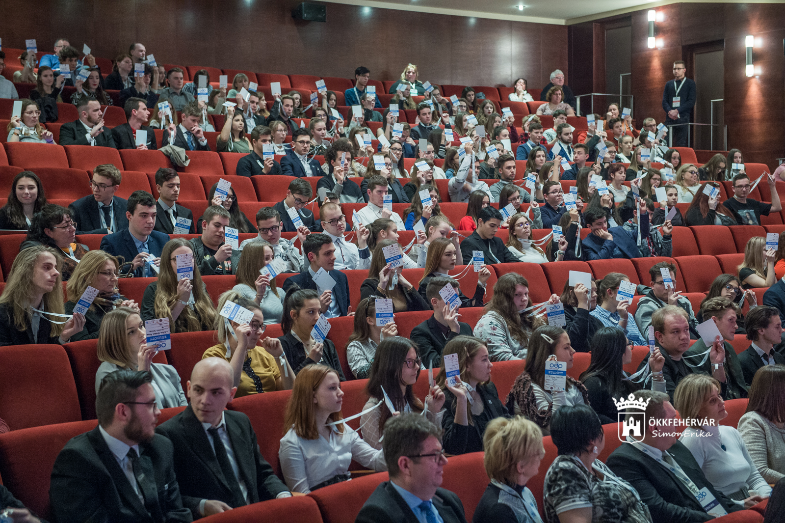 Így kezdődött a 2020-as Országos Diákparlament Székesfehérváron