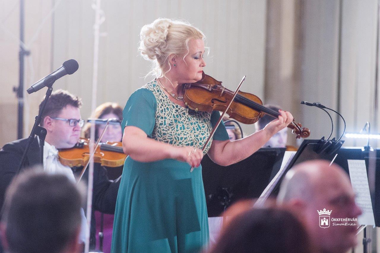 Szerelmes klasszikusok a Magyar Királyban