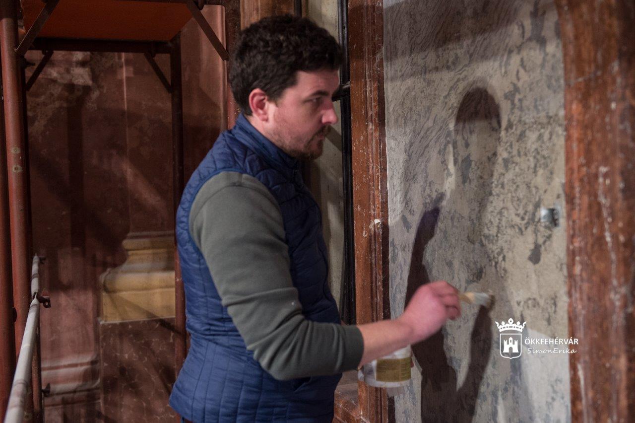 A tervezett ütemben halad a Bazilika felújítása