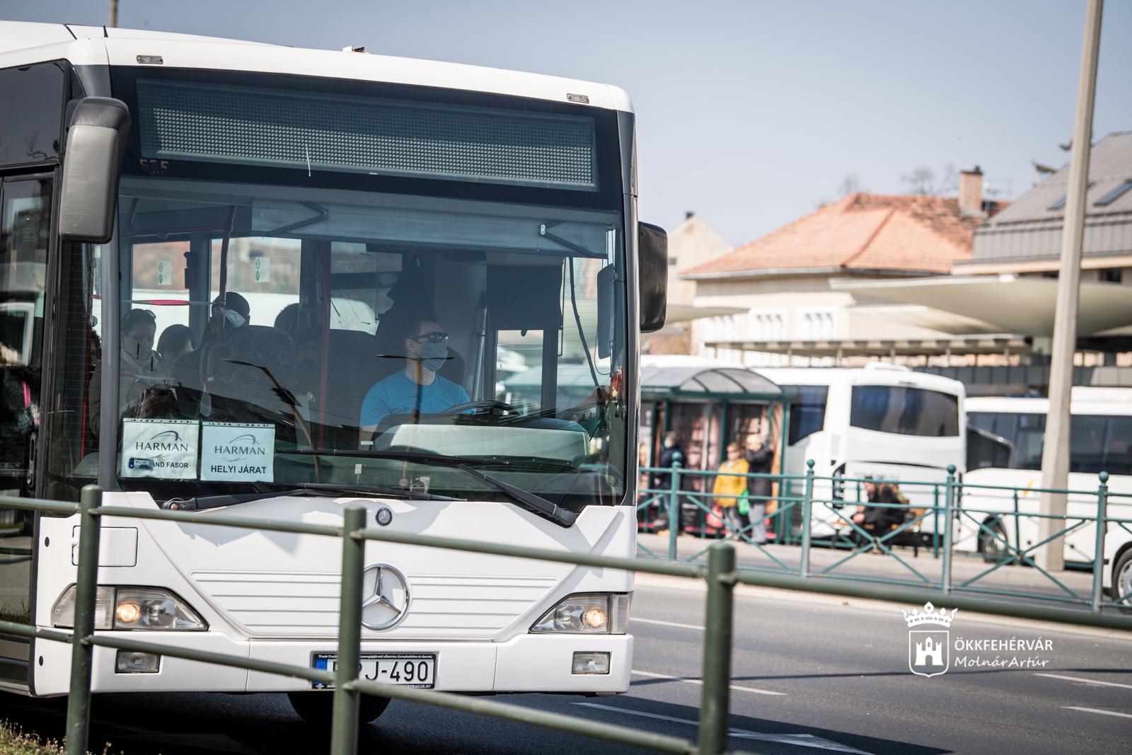 Kiegészítő és mentesítő járatokkal közlekedik a Volánbusz Fehérváron