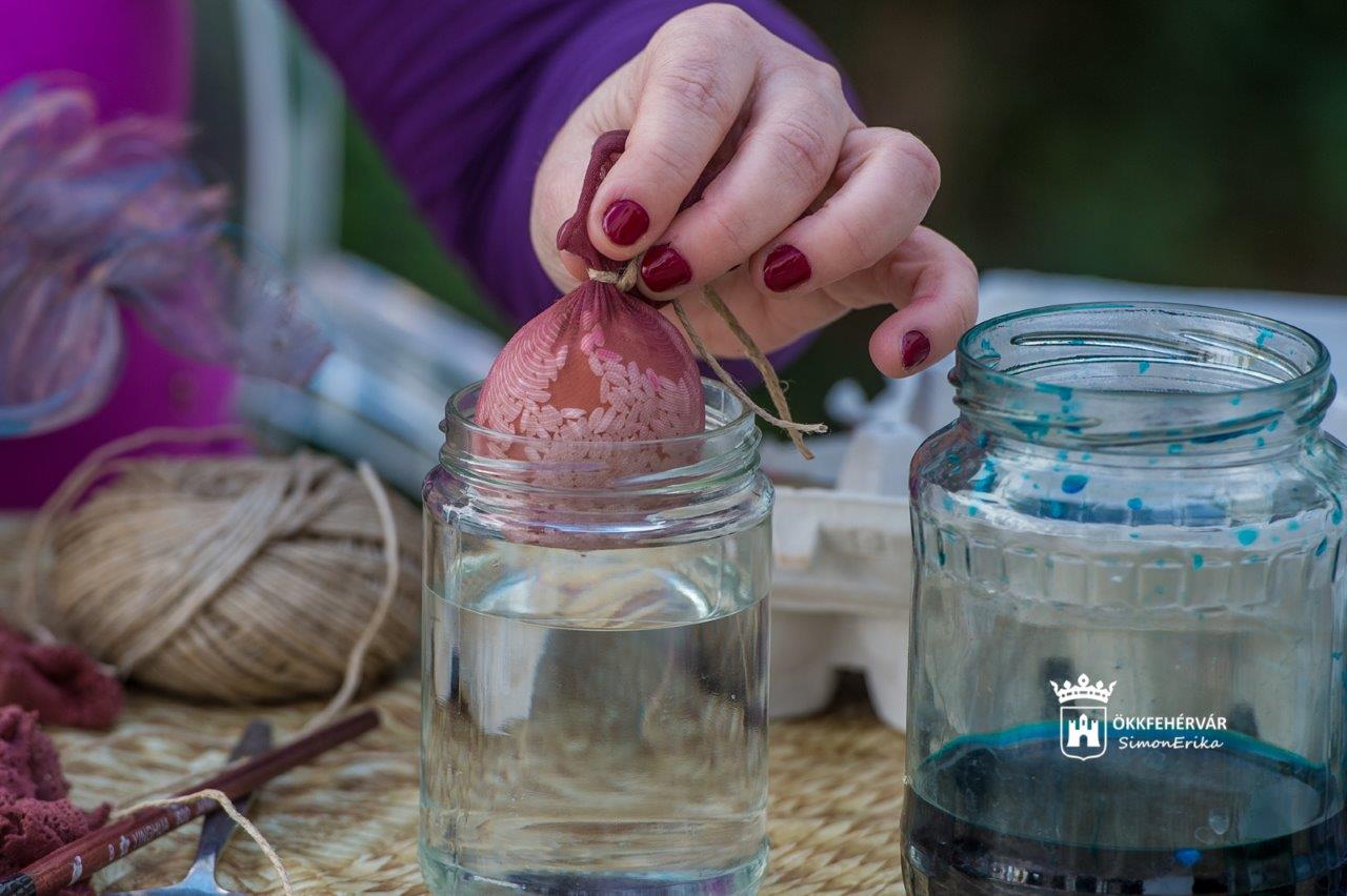 Egyszerű házi technikák csodás húsvéti mintákkal