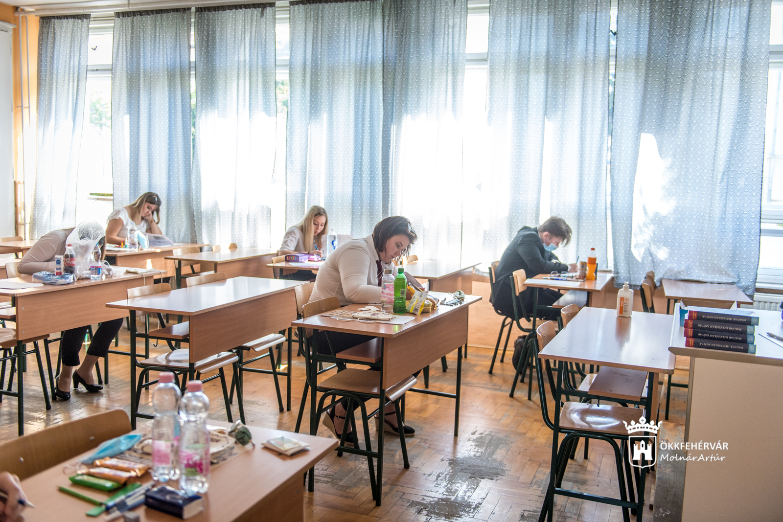1400 diák számára kezdődött el az érettségi időszak Székesfehérváron