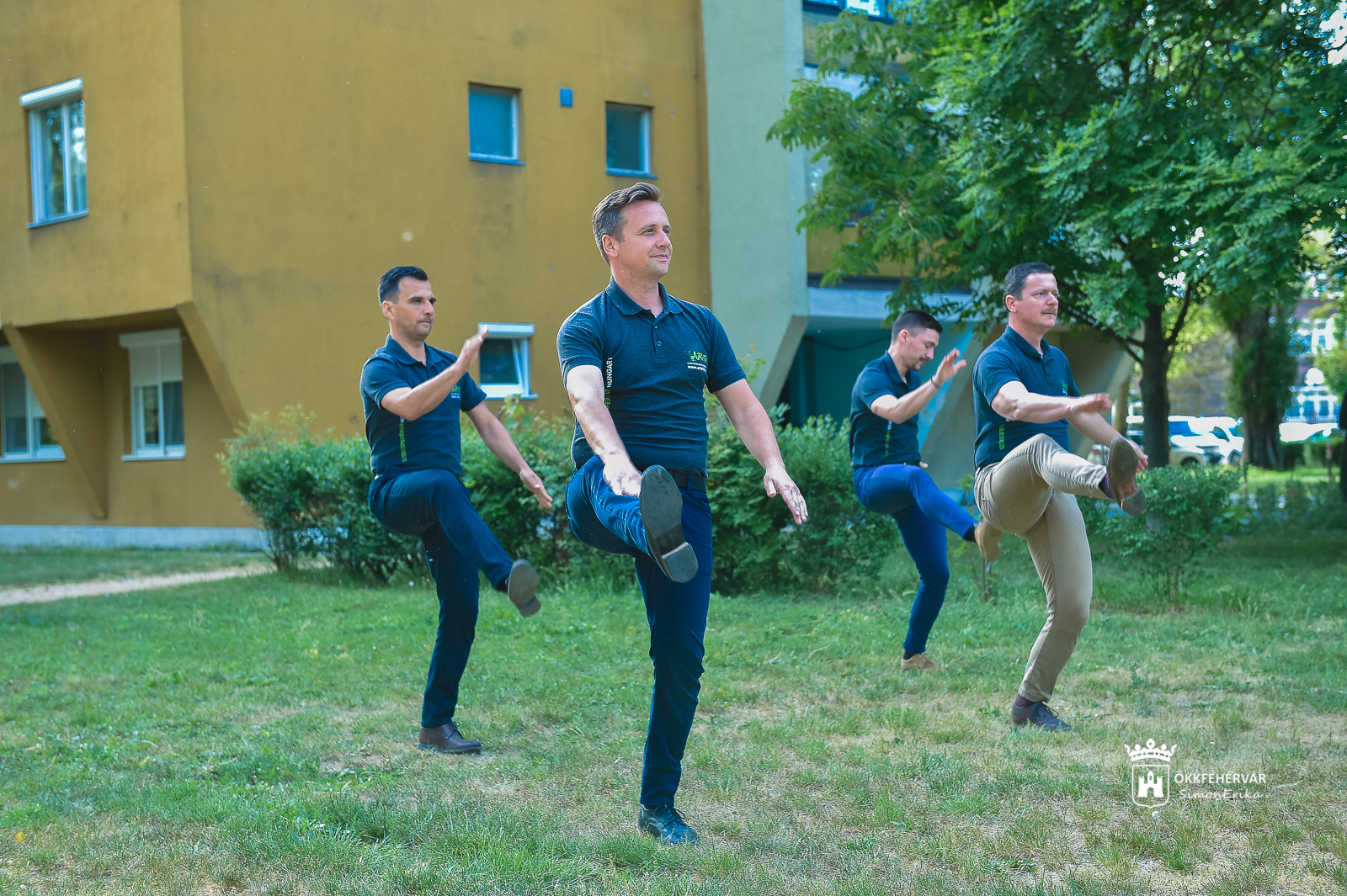 A Salétrom utcába és a Széna térre érkezett a Művészkaraván