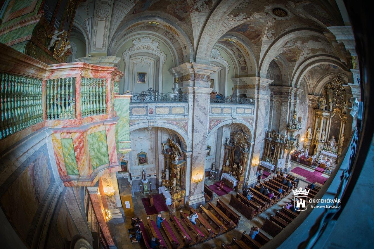 Püspöki hálaadó szentmise a Szent Imre templomban