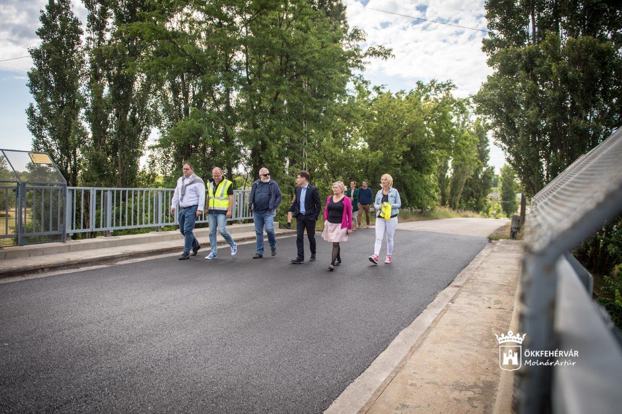 Megnyitják a felújított Vásártéri úti felüljárót