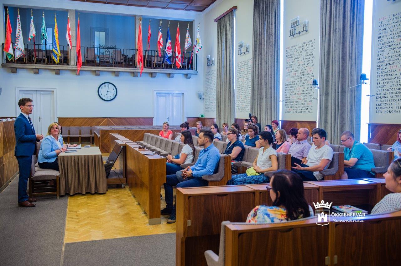 Tájékoztató pedagógusoknak a Napraforgó Városi Napközis Táborról