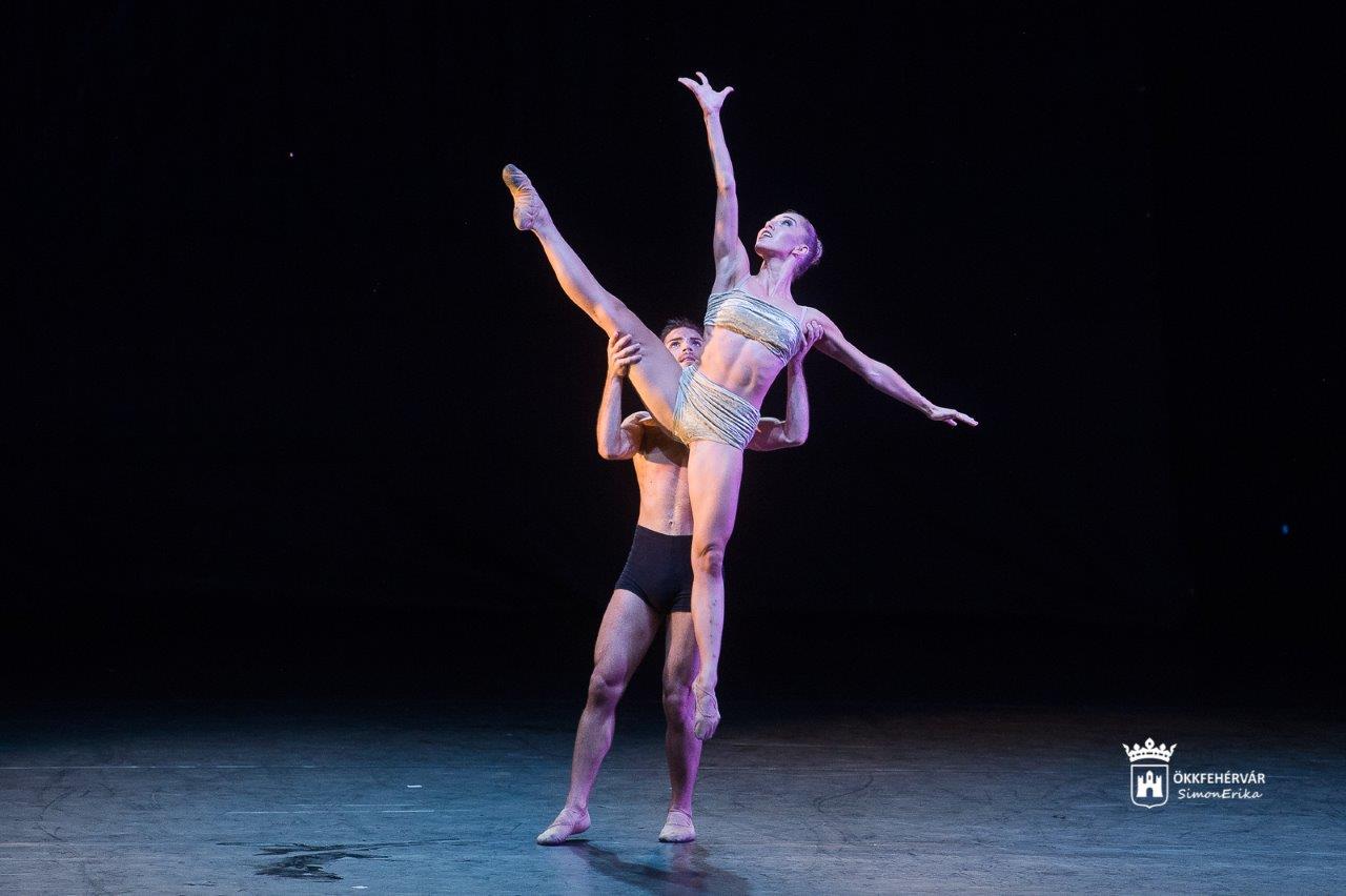 A Székesfehérvári Balett Színház a Csajághy Laura Színpadon