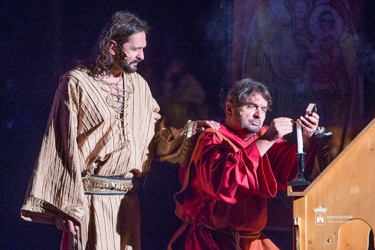 A IV. (Kun) László - Törékeny gyémánt premierje az Aranybullánál