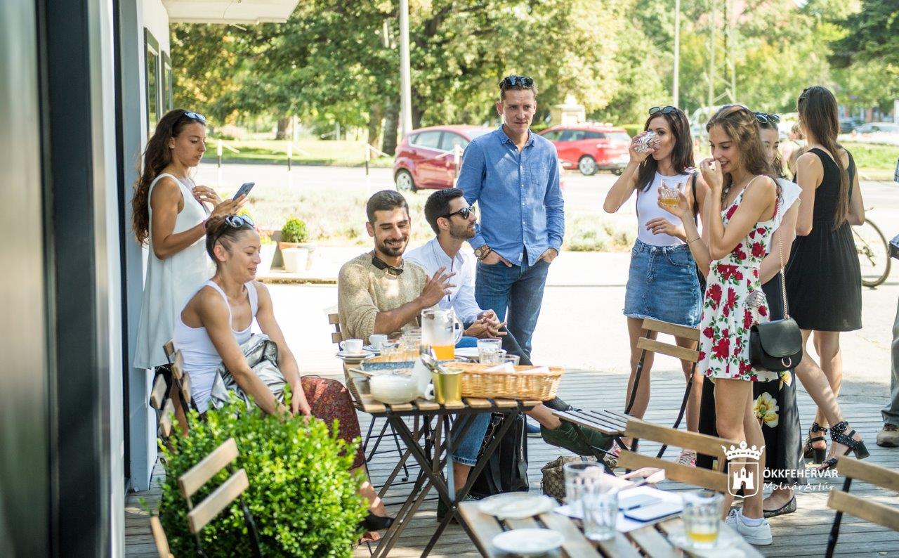 A Már vártalakban tartott évadnyitót a Székesfehérvári Balett Színház