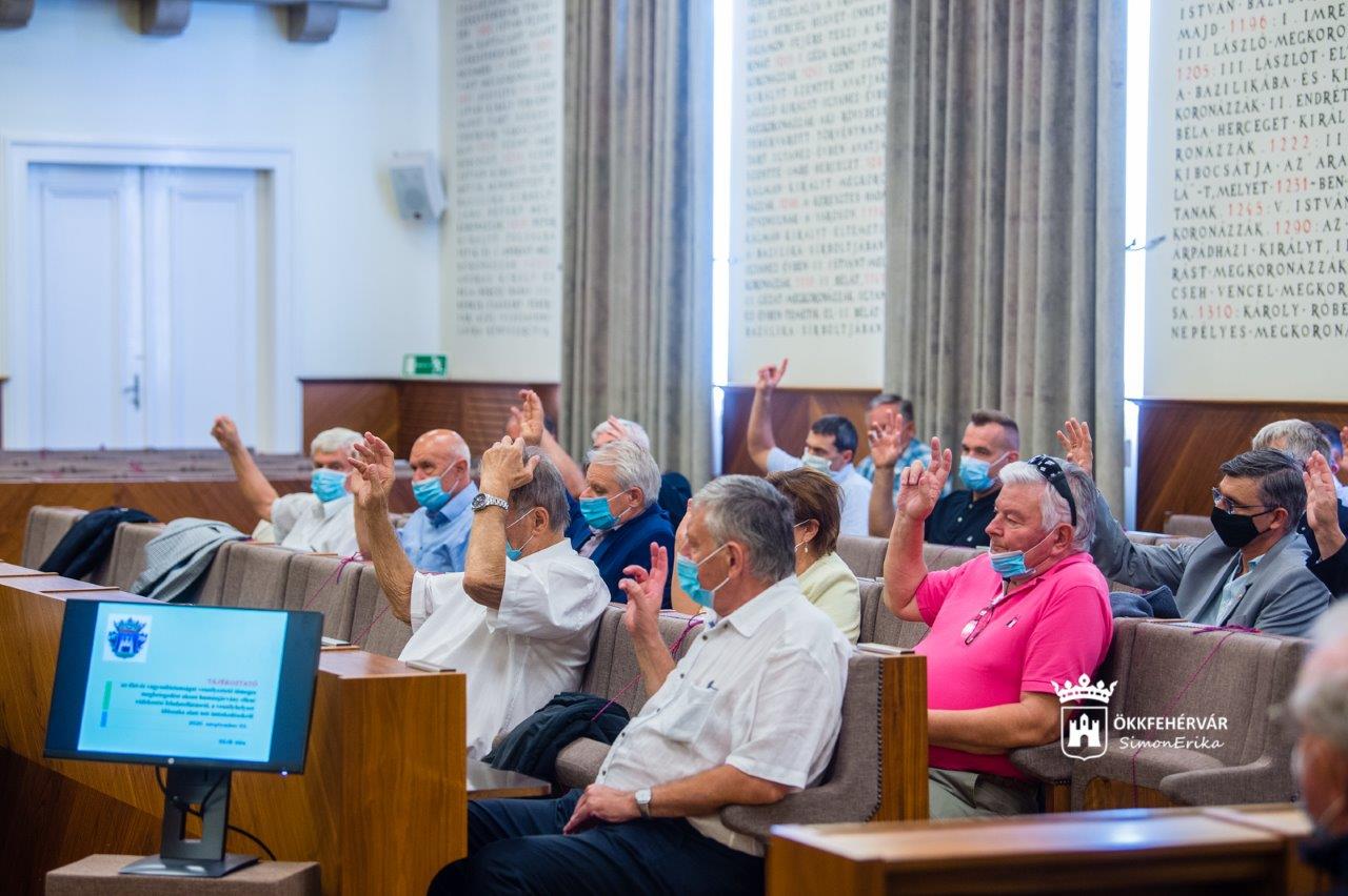 A Székesfehérvár Jövőjéért Egyesület ülése a Városházán