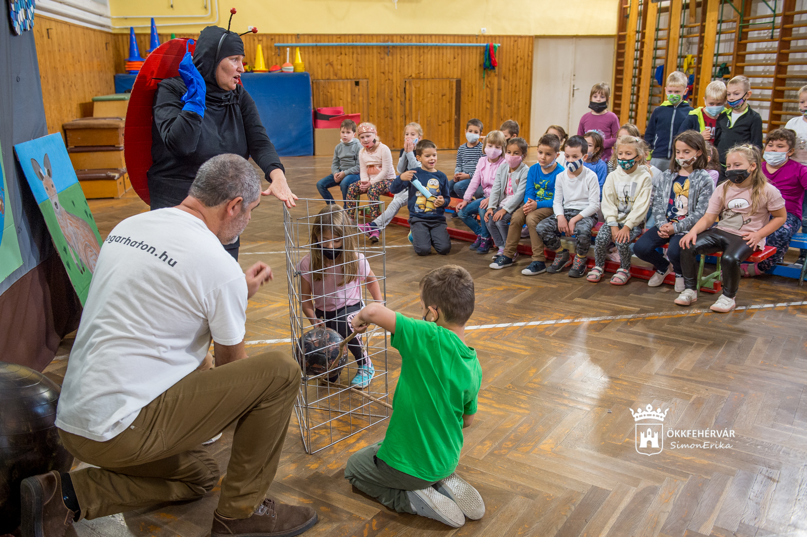 Gyerekelőadás és a komposztálás bemutatása a Gaja Egyesülettel