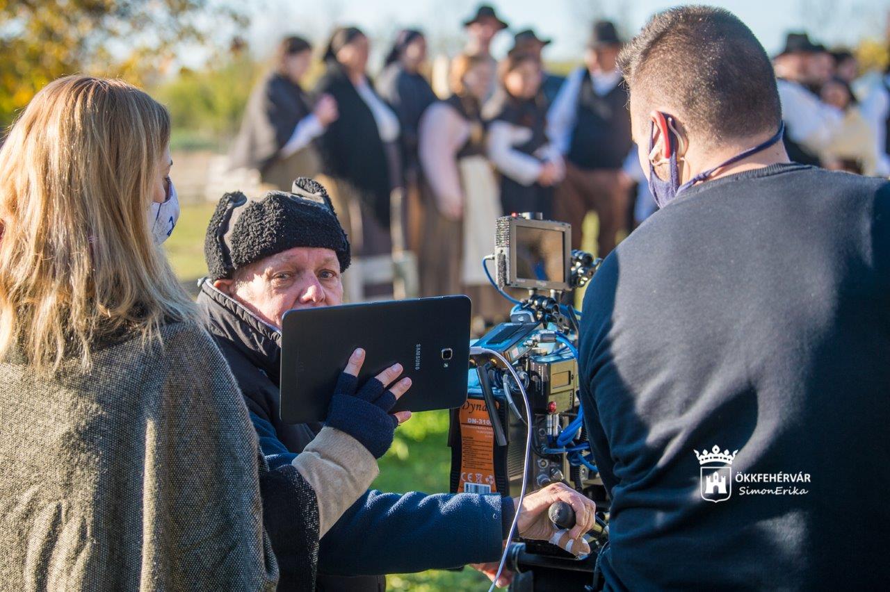 Képeken a Perelj uram! filmforgatása