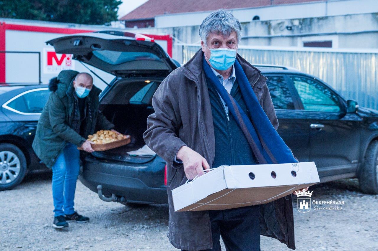 500 adag vadhúst adományozott a VADEX a Kríziskezelőnek