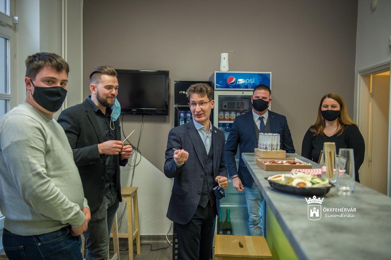 NG’s Fast Food Bistro - gluténmentes étterem nyit Fehérváron