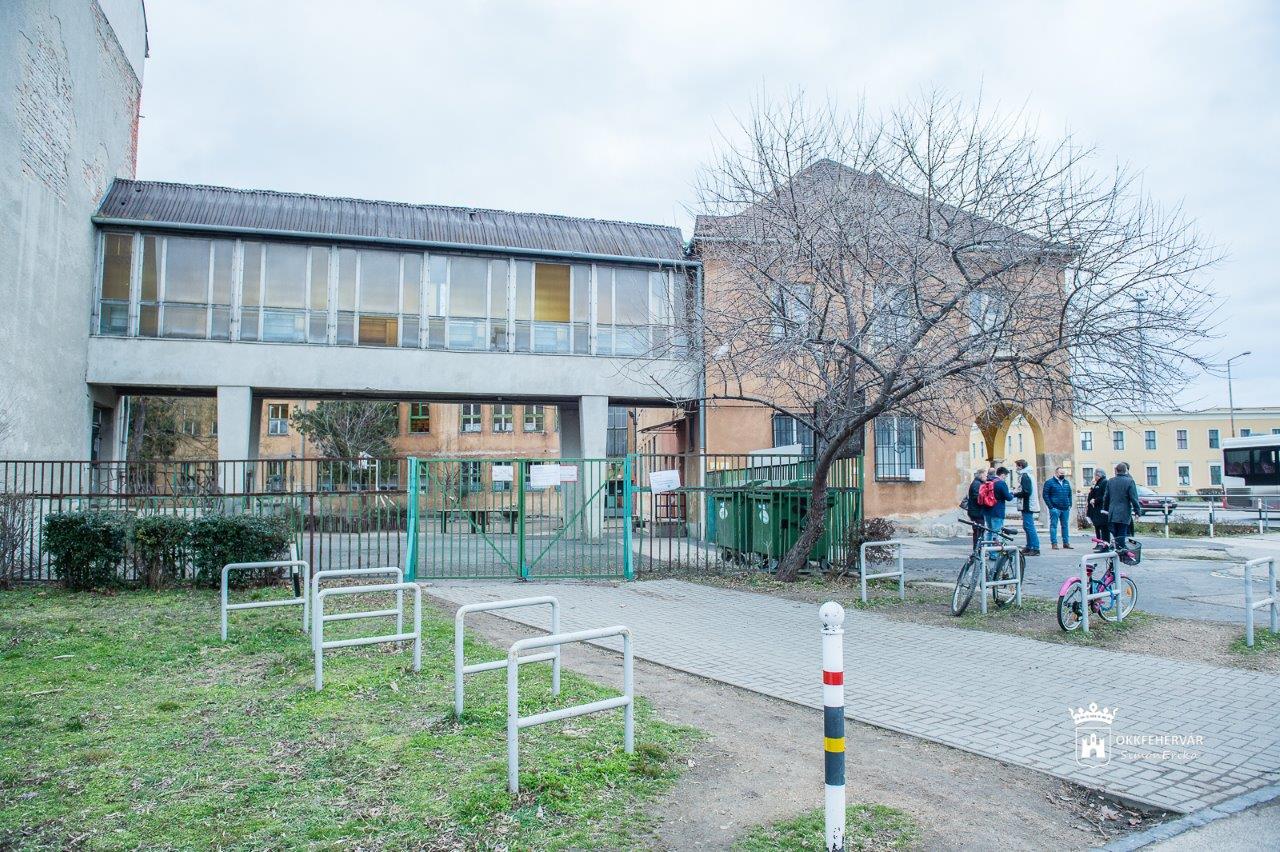 Kezdődik a Kodály Zoltán Általános Iskola és Gimnázium felújítása