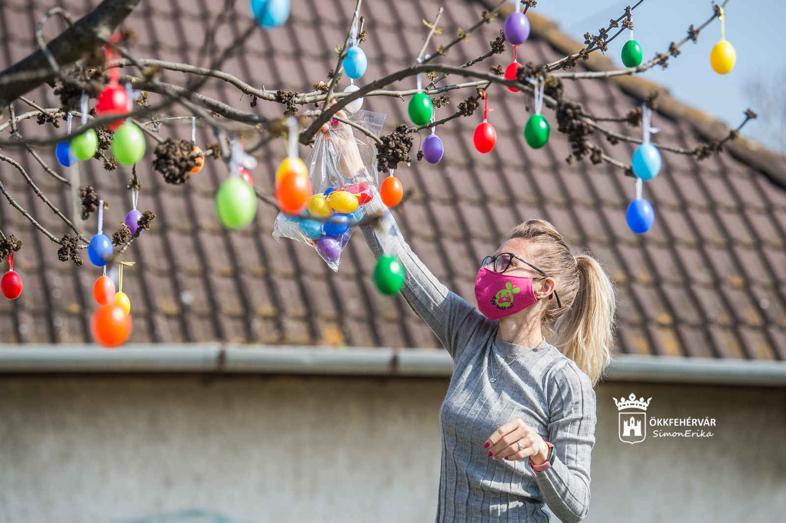 Tojásfákat díszítettek Maroshegyen