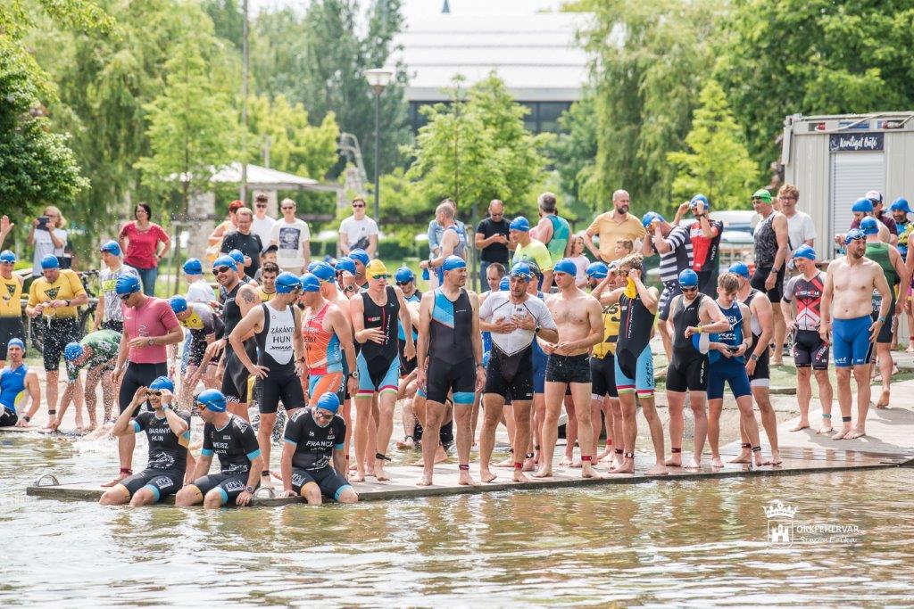 Extrememan51.5 - Székesfehérváron kezdődött a triatlonosok versenysorozata