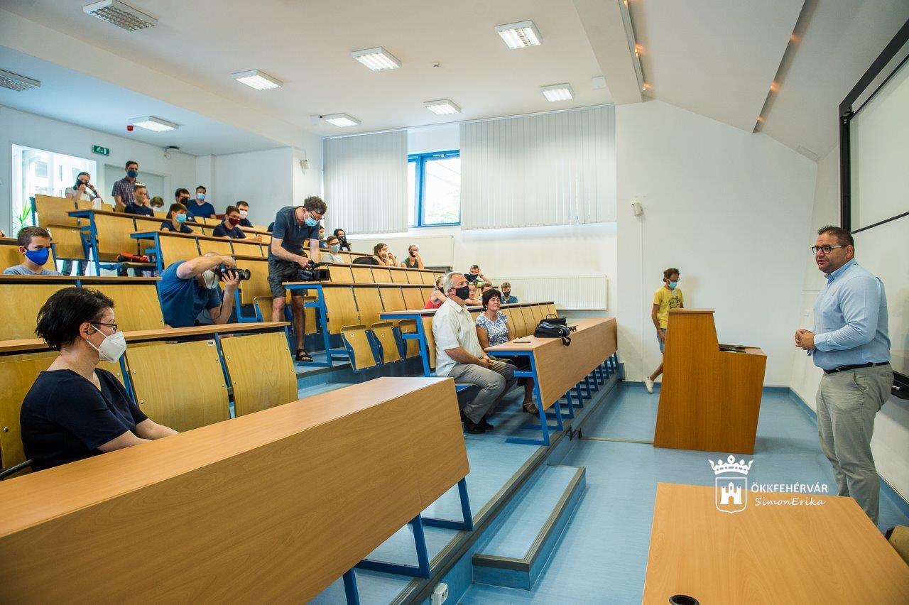 Megkezdődött a Titkok Háza Gyerekegyetem