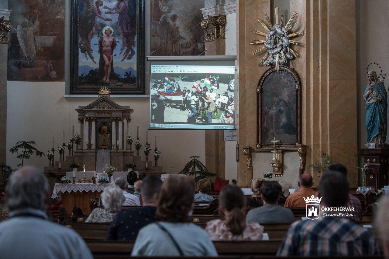 A Szent Sebestyén templomban vetítették Somogyi Viktória filmjét