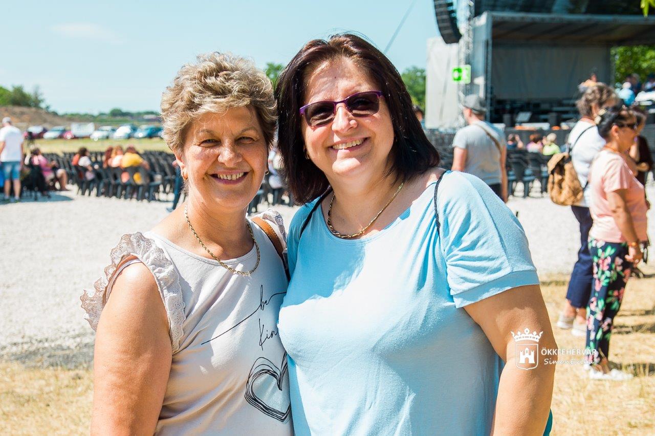 Képeken a Szent György Piknik a Ligetben