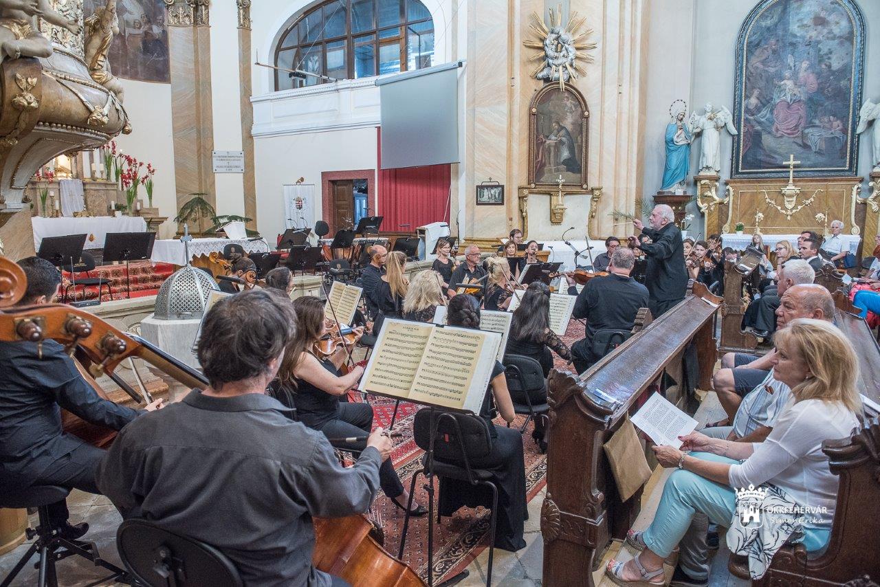 Harmonia Albensis a Szent Sebestyén templomban