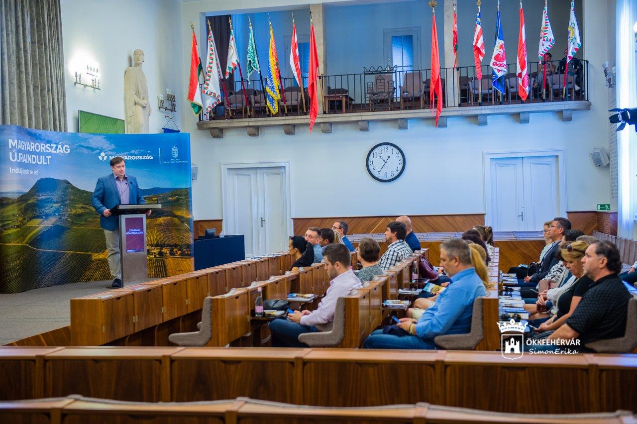 Turisztikai szakmai megbeszélés a Városházán