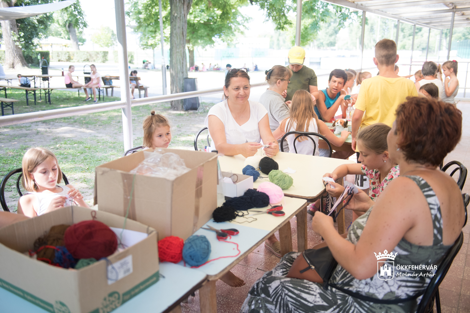 Kreatív kézművesség a Napraforgó táborban