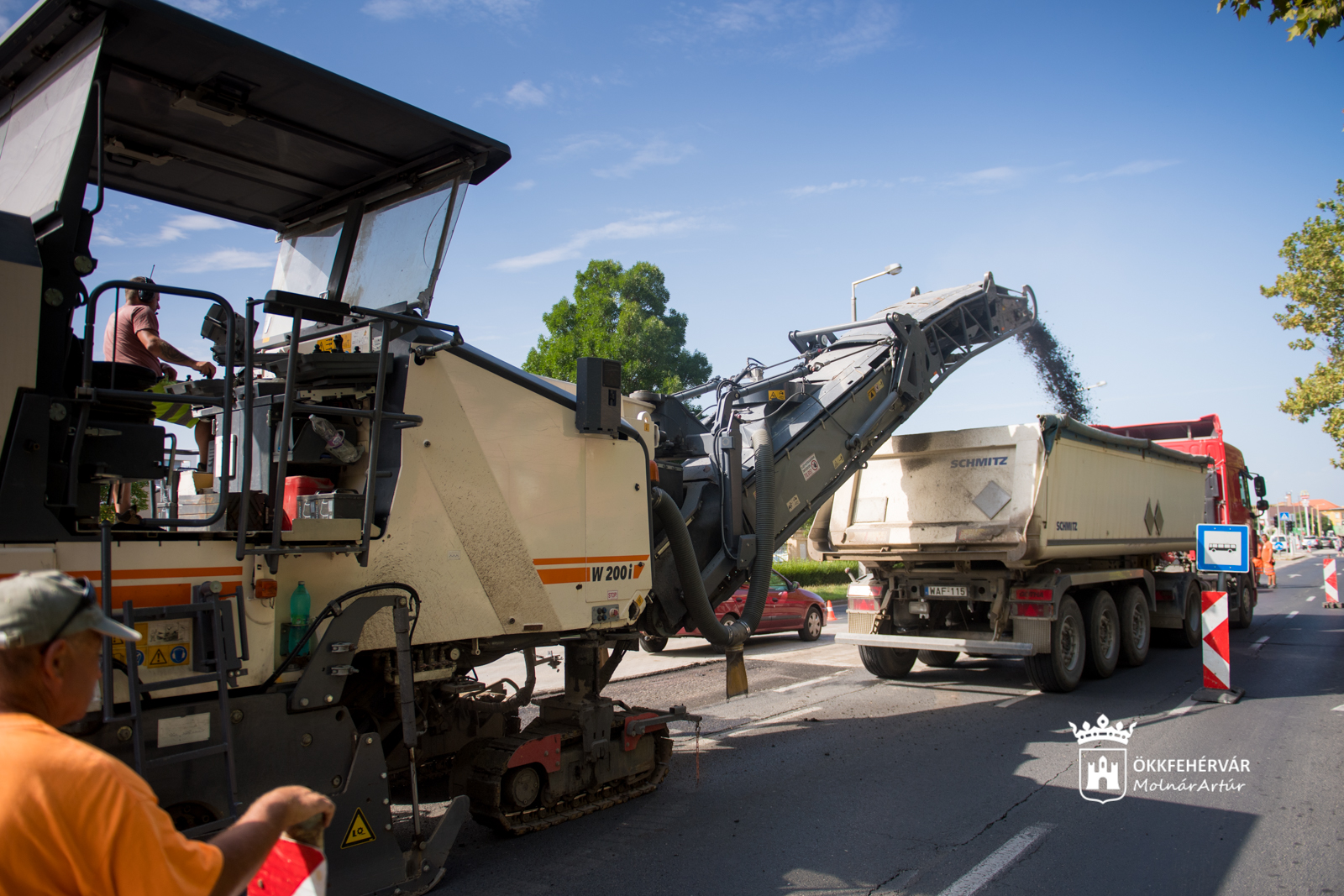 Burkolatfelújítási munkálatok kezdődtek a Budai úton