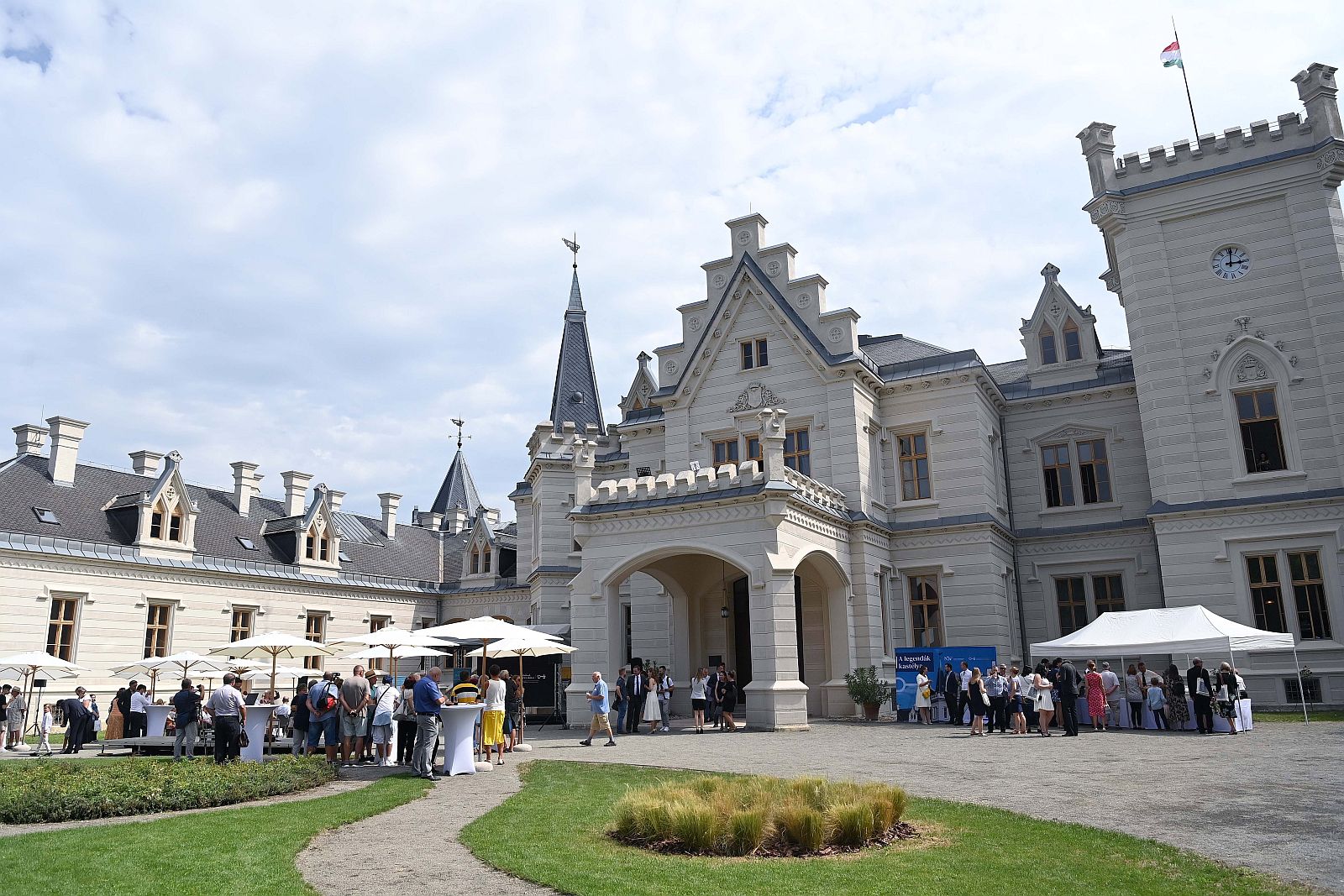 Elkészült a nádasdladányi Nádasdy-kastély felújítása