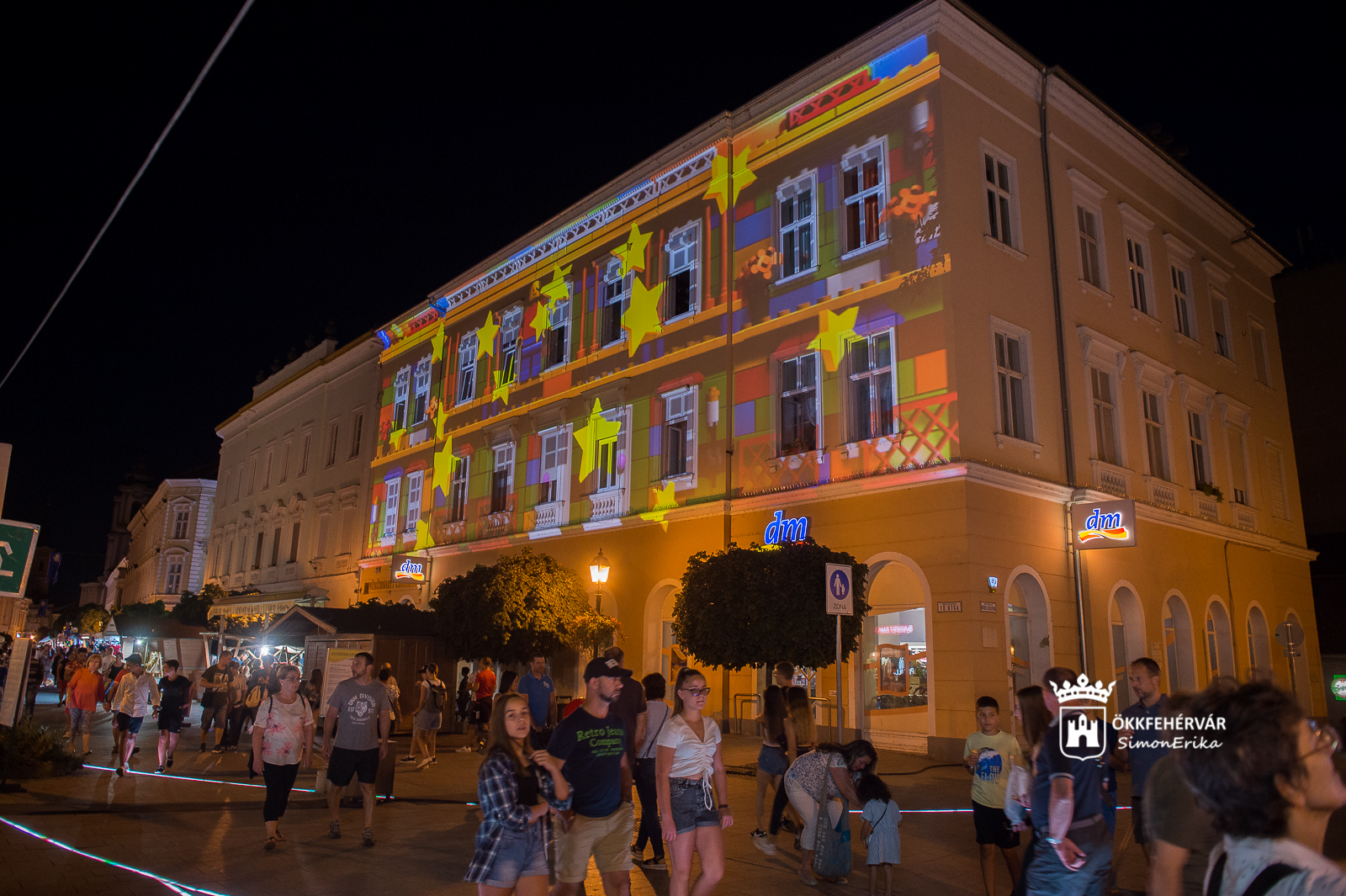 Épületfestés a Királyi Napokon Székesfehérváron