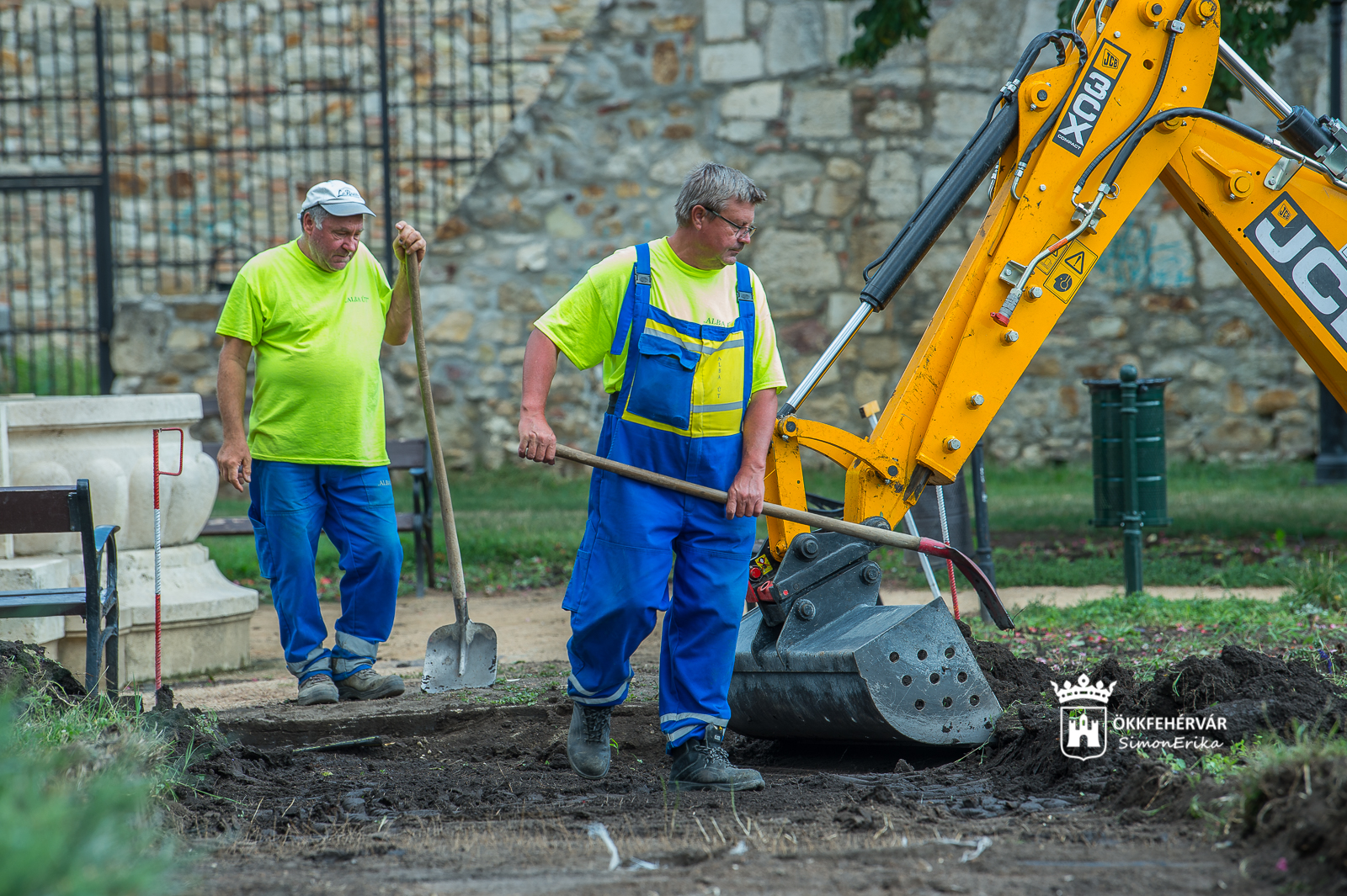Megújul a Várfal park, elkezdődtek a munkálatok