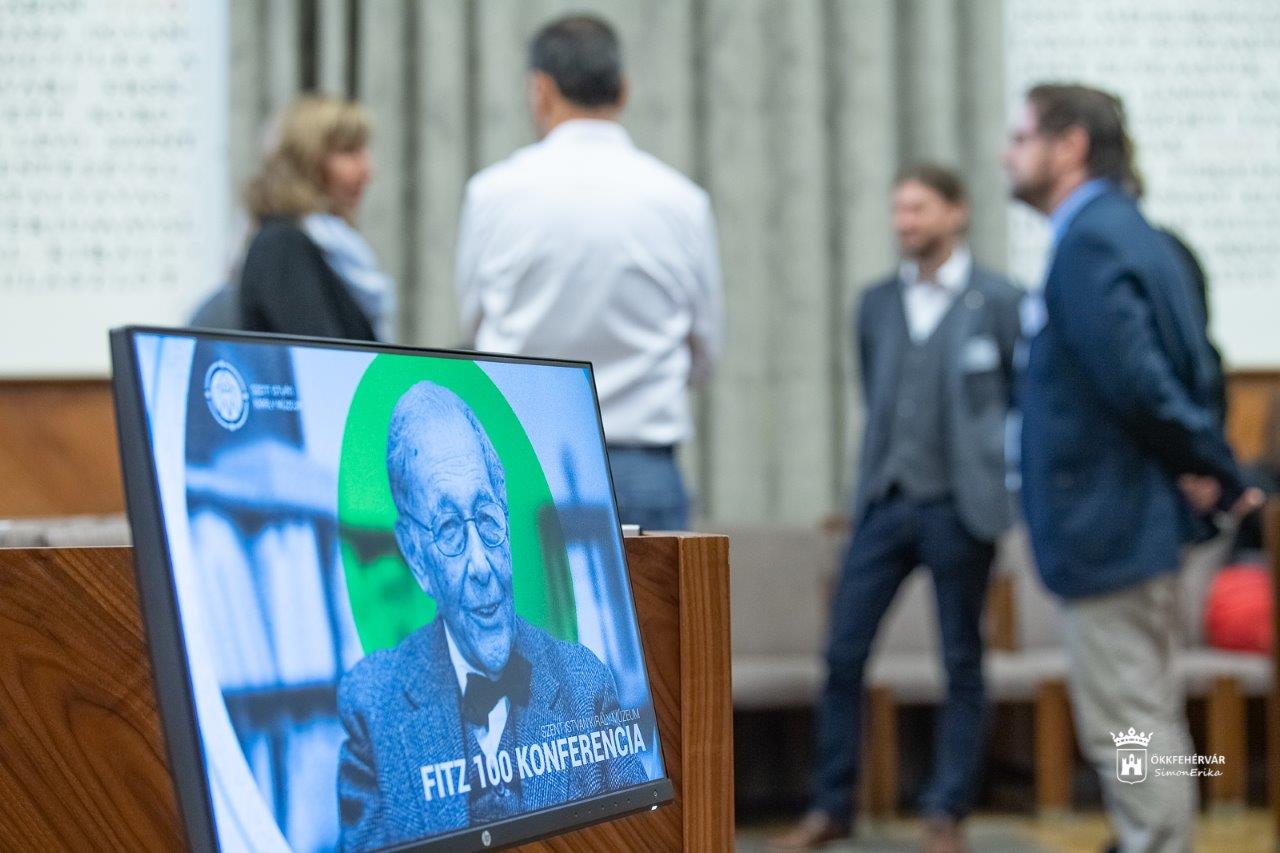 Tudományos konferencia Fitz Jenő emlékére