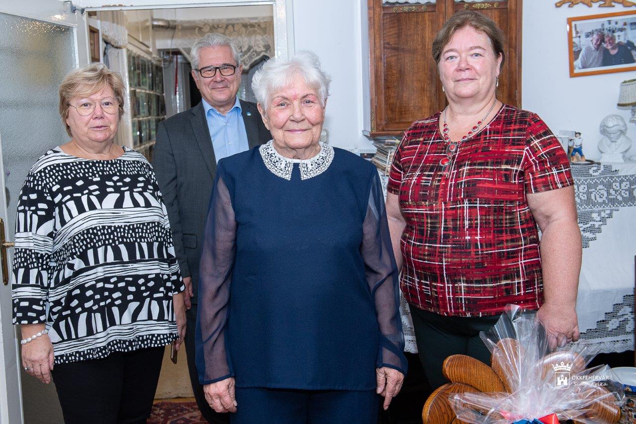 Kolossváry László Ödönnét köszöntötték 90. születésnapja alkalmából