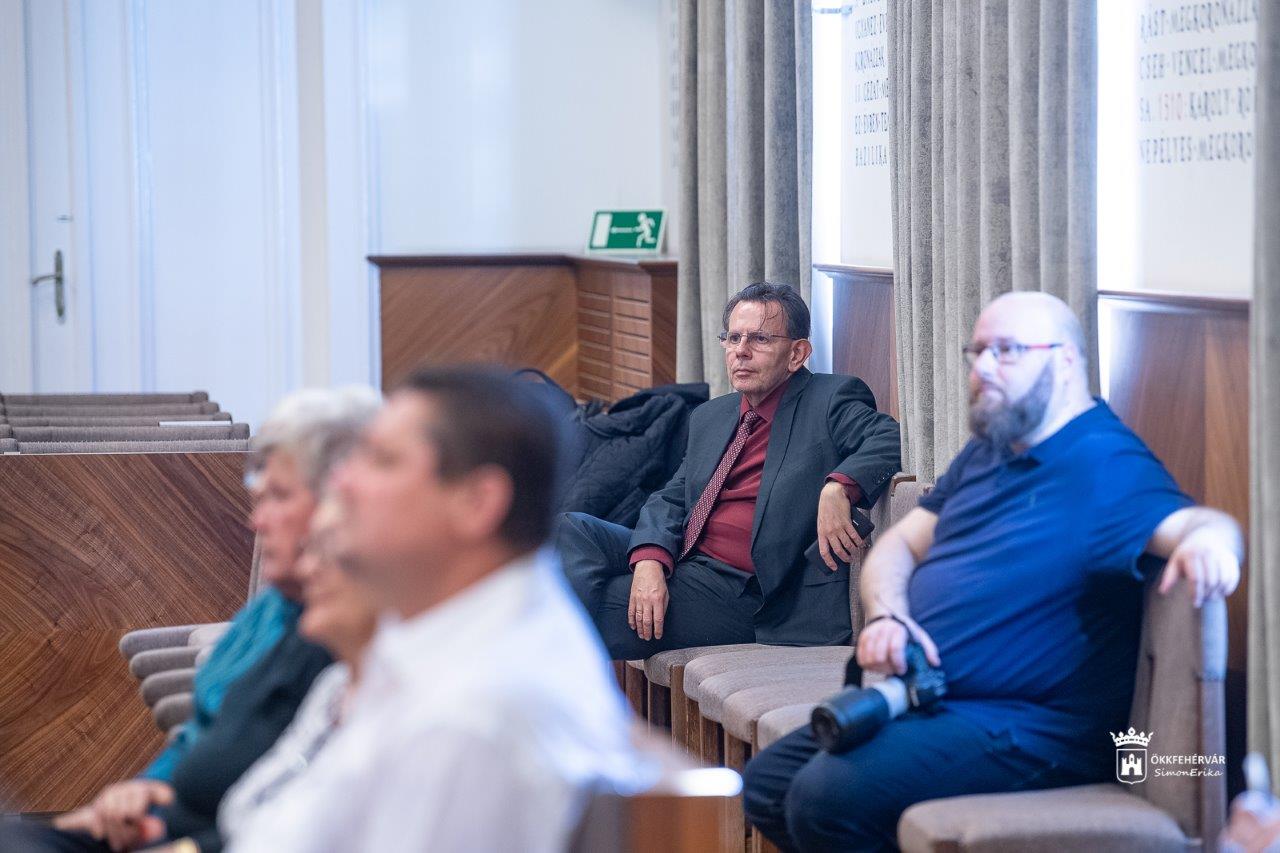 Régi magyarországi emlékek Székesfehérváron - konferencia a Városházán