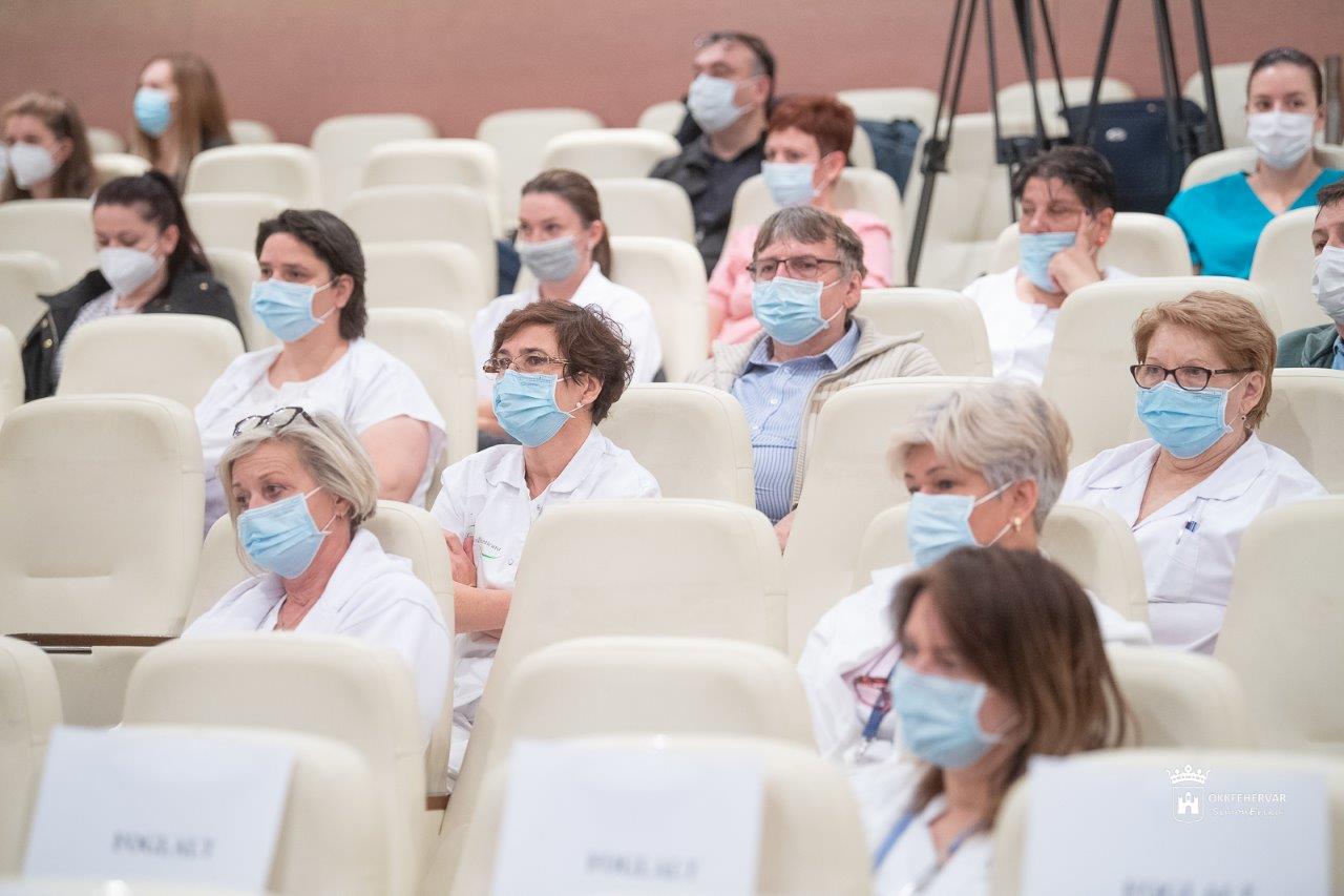 Új kórházi tömb épül a Szent György Kórházban