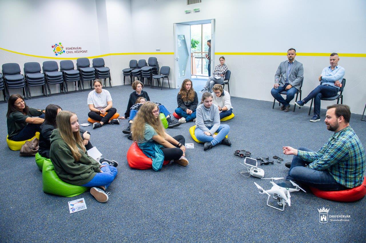 STEAM munkák a jövőben pályaorientációs kiállítás