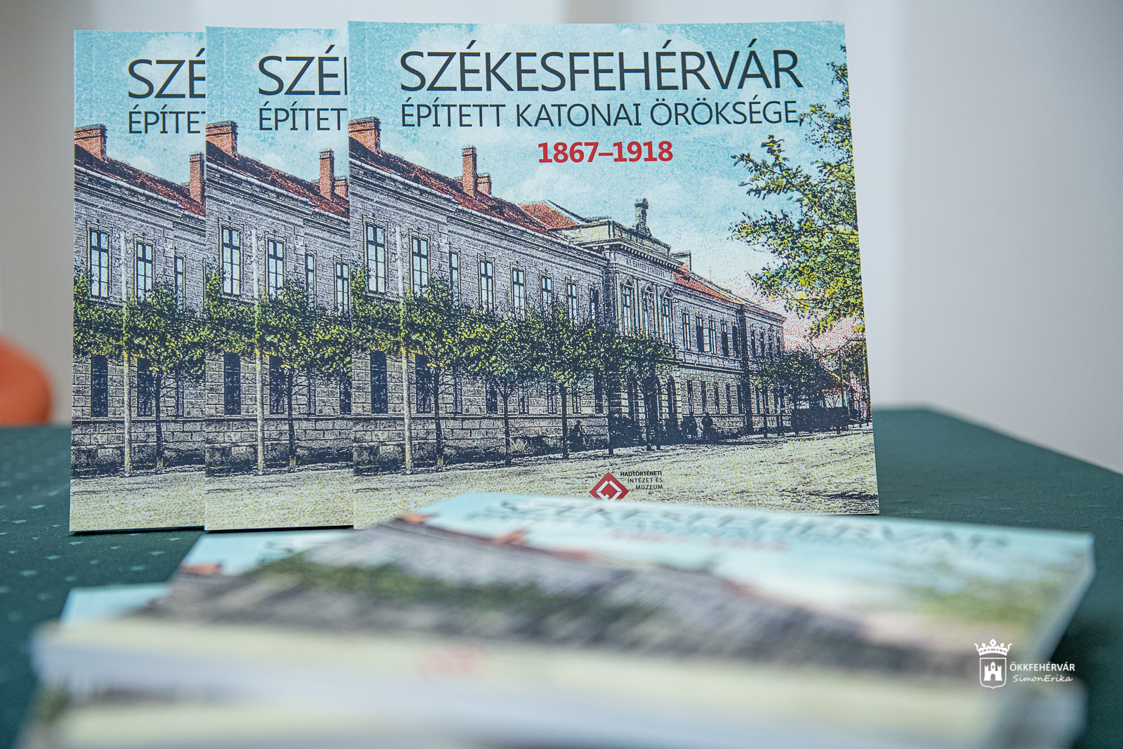 A város épített katonai örökségét bemutató kötet született