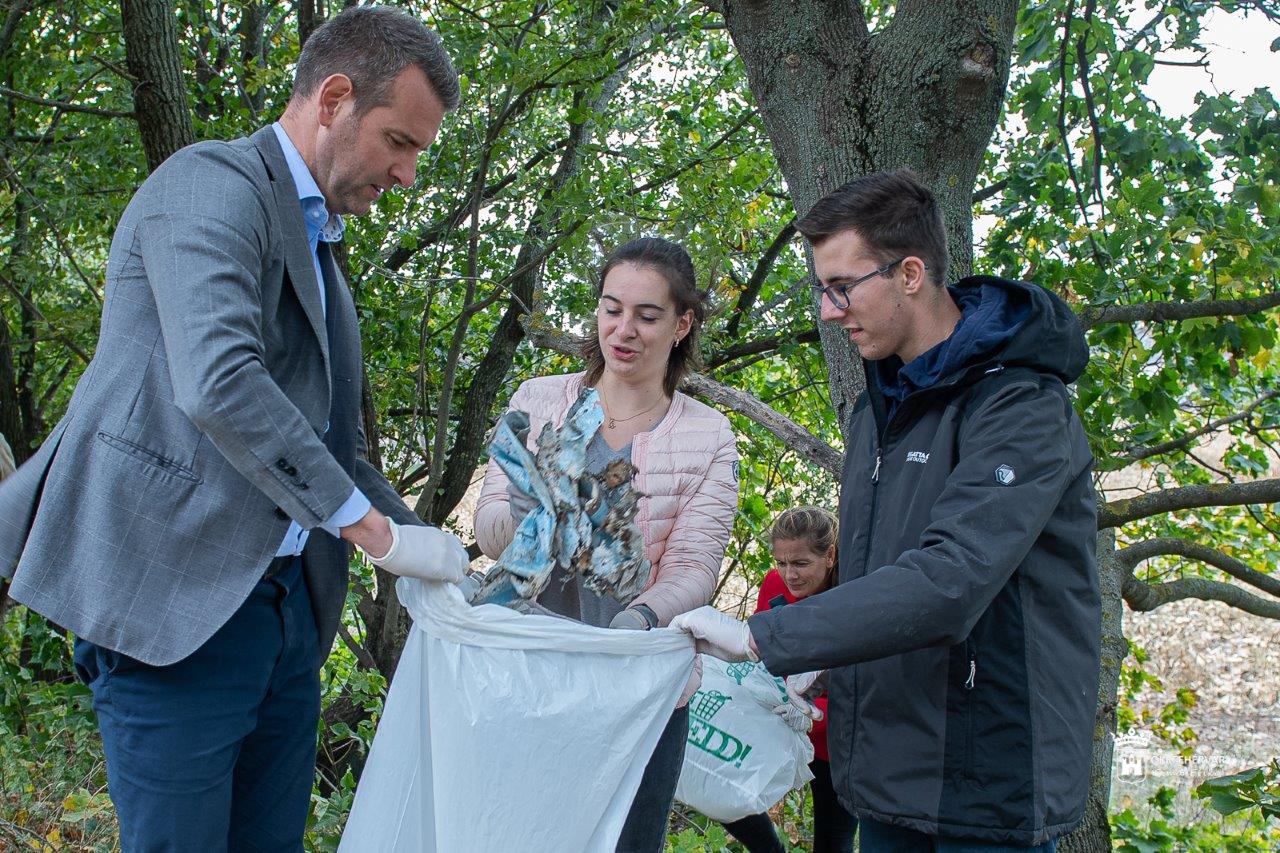 Székesfehérvári látogatáson a környezetvédelmi államtitkár