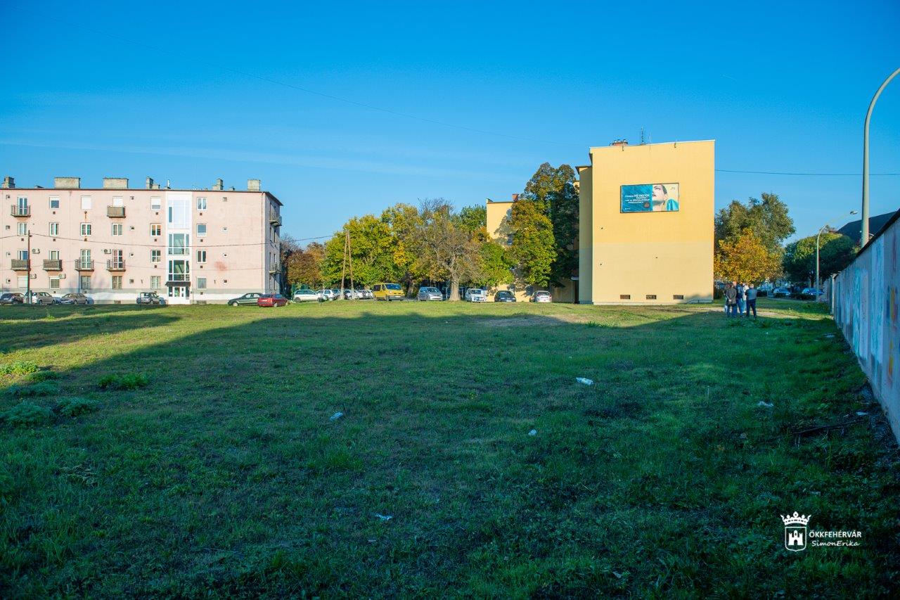 Városi tulajdon lesz a Kaszap István és az Erkel Ferenc utca közötti terület
