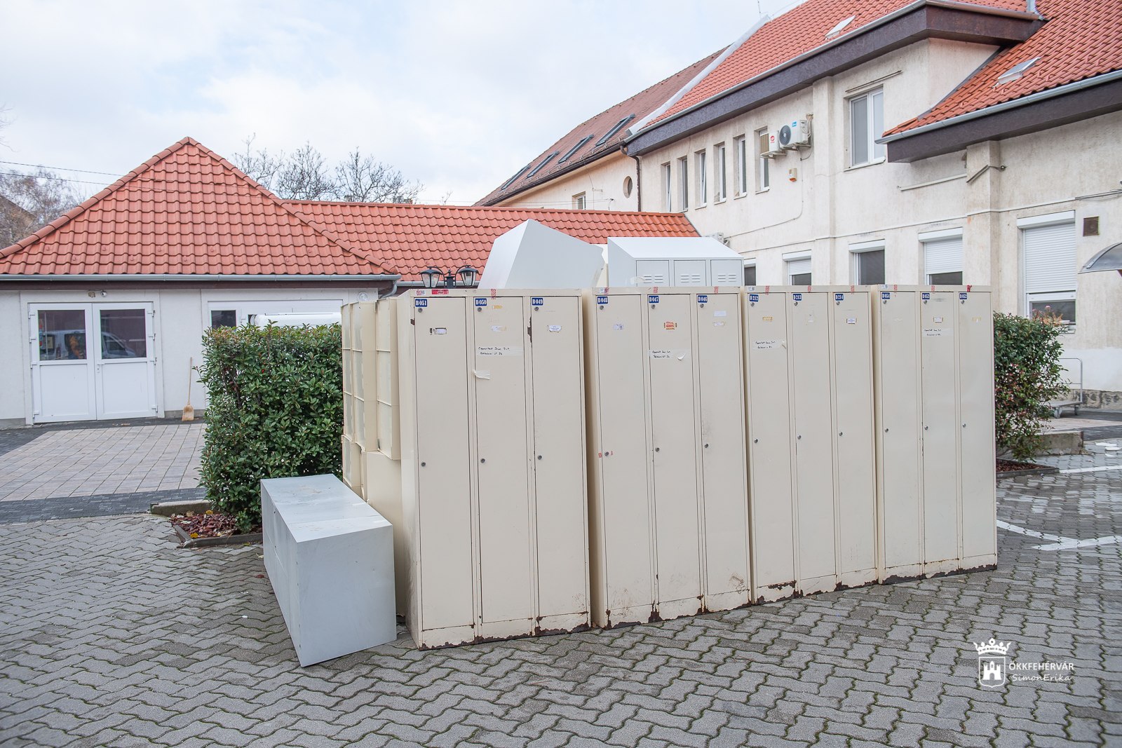 DENSO öltözőszekrények a fehérvári szociális intézményeknek