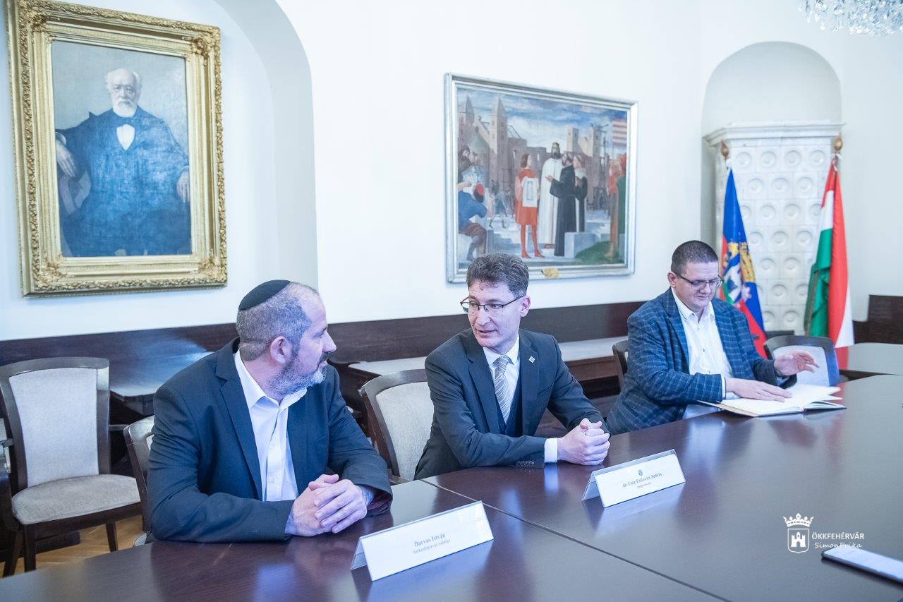 Bemutatkozott Székesfehérvár rabbija