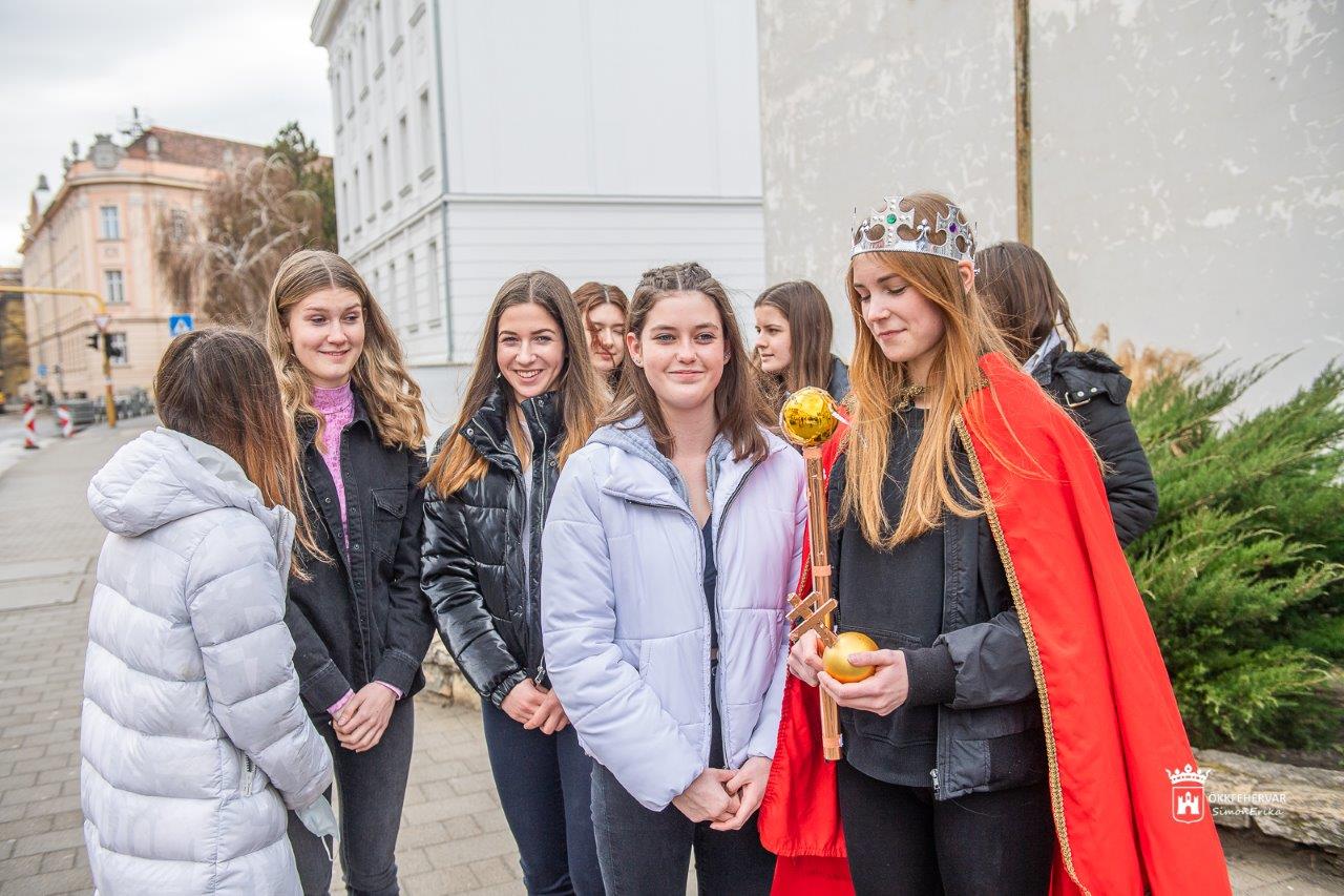 Diákstaféta vitte a Siklósi vetélkedő hírét