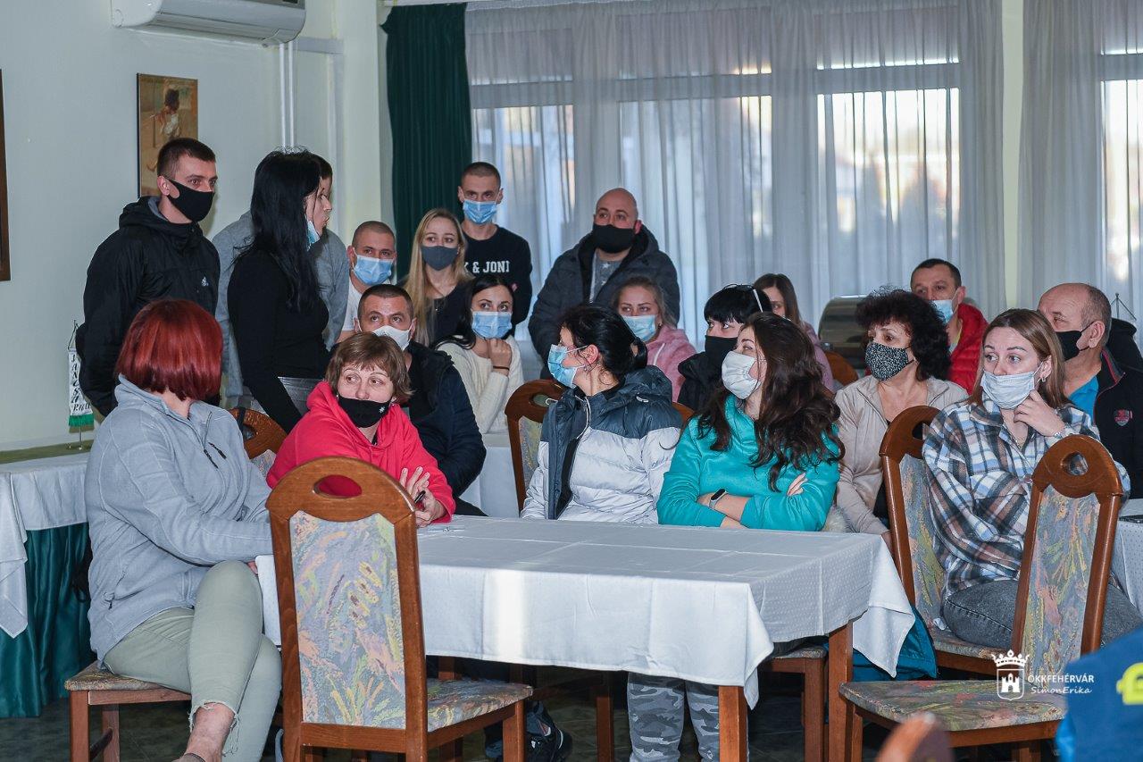 Fehérvári segítségről tájékoztatták az ukrán munkavállalókat