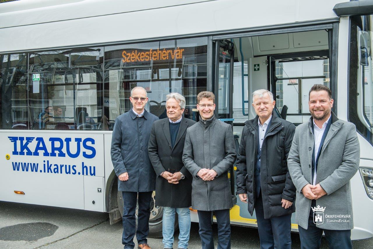 Nézze meg képeken milyenek a fehérvári elektromos Ikarusok