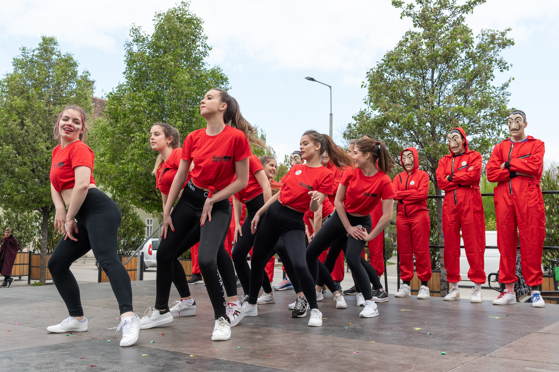 Bolondballagás két év kényszerszünet után